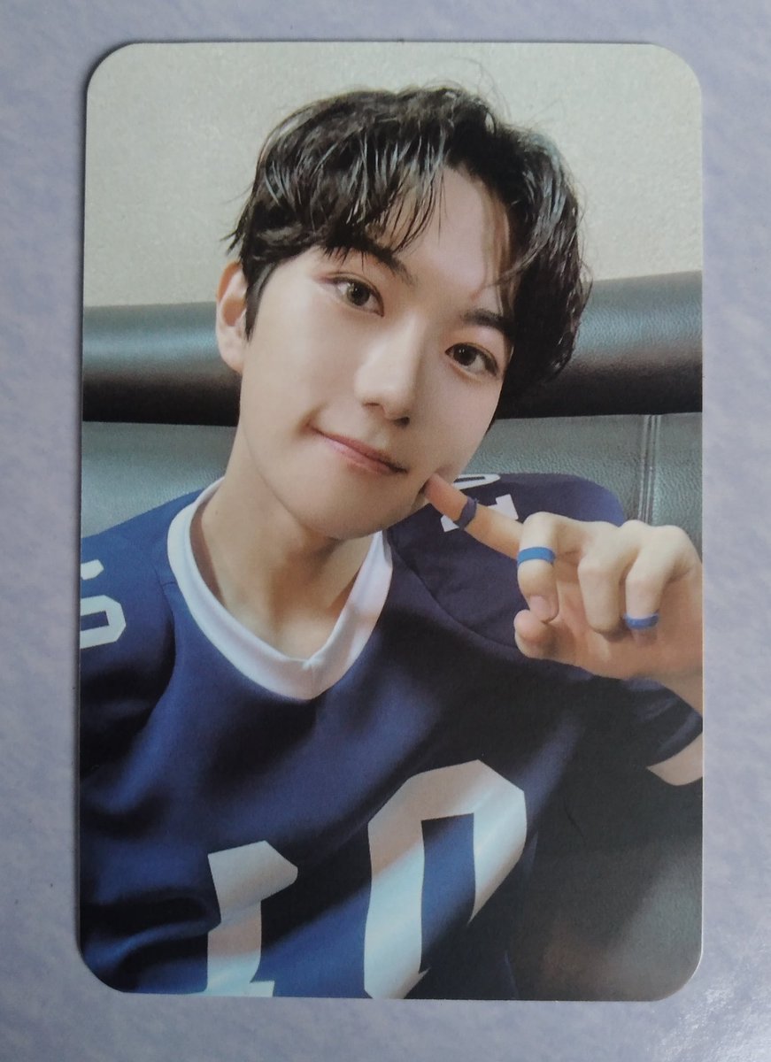byeongheecart's tweet photo. 𖥻 wts lfb ph 𖥻 helping a friend

jm just burn jersey pc (onhand) &amp; right just that pob pc (stbo)
⇢ 150 ea + 15 (pf) + sf
⇢ price still negotiable
⇢ payo or 24 hr reservation
rfs : need funds

t. wts lfb ph just burn jersey version right just that jm chuji pc https://t.co/yWy4dfAO39