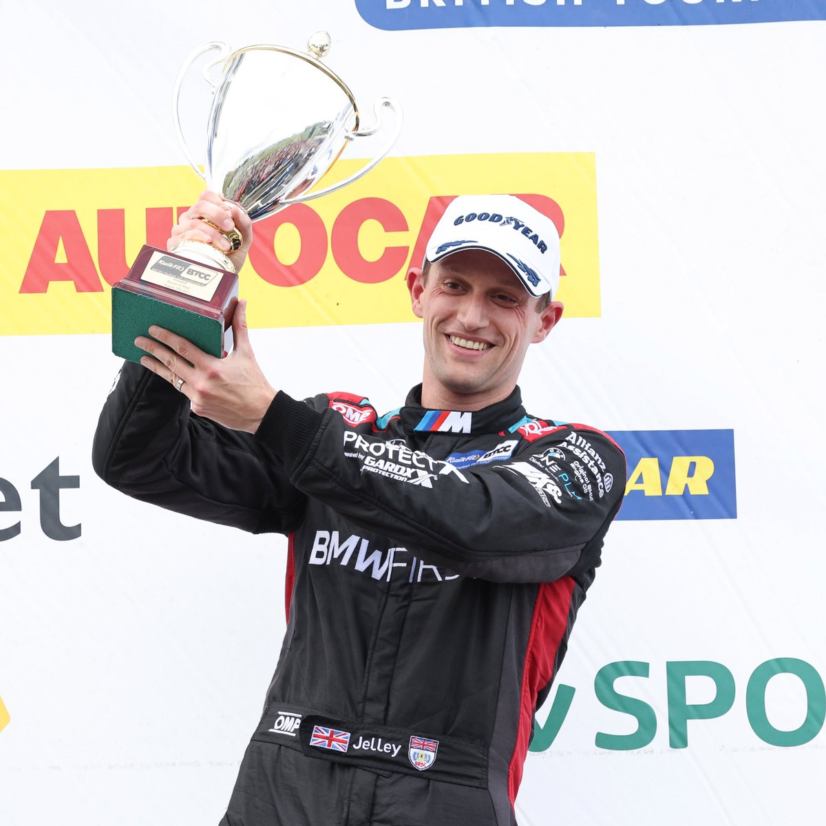 🚨NEWS!🚨 - Delighted to announce that <a href="/ColinTurkington/">Colin Turkington</a> &amp; <a href="/StephenJelley/">Stephen Jelley</a> will stay with us in 2022 as our #TeamBMW line-up in the #BTCC.

Full story ▶️ bit.ly/3GVRk6l

📸 <a href="/JakobEbrey/">JEP</a>