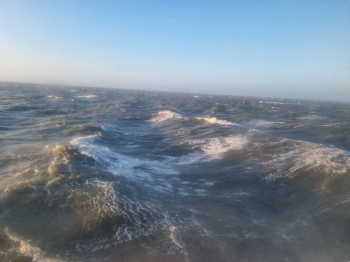 FerdyHoutstra's tweet photo. @PopSmit45346983 @rederijdoeksen Voor het wad staan er zeker hoge golven! https://t.co/Sp91DKvO9P