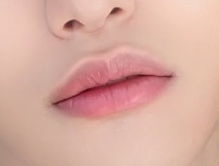 mirahwaa's tweet photo. every girl wants what seonghwa has https://t.co/vaY1NQjTMY