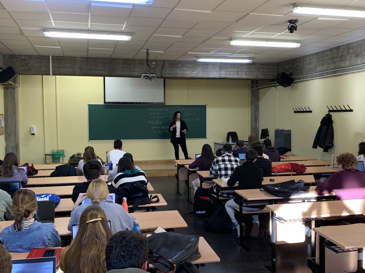 ArturoGomezQuij's tweet photo. #GeneracionNewPaper
Vamos a organizar una conferencia con los alumnos que asistieron a los #NewPaper de los últimos 10 años (2012-2022).
Hoy @aibarragamez le cuenta a los piragüistas de #GabinetesUCM cómo surgió esta idea suya. https://t.co/V4b7p47y8b