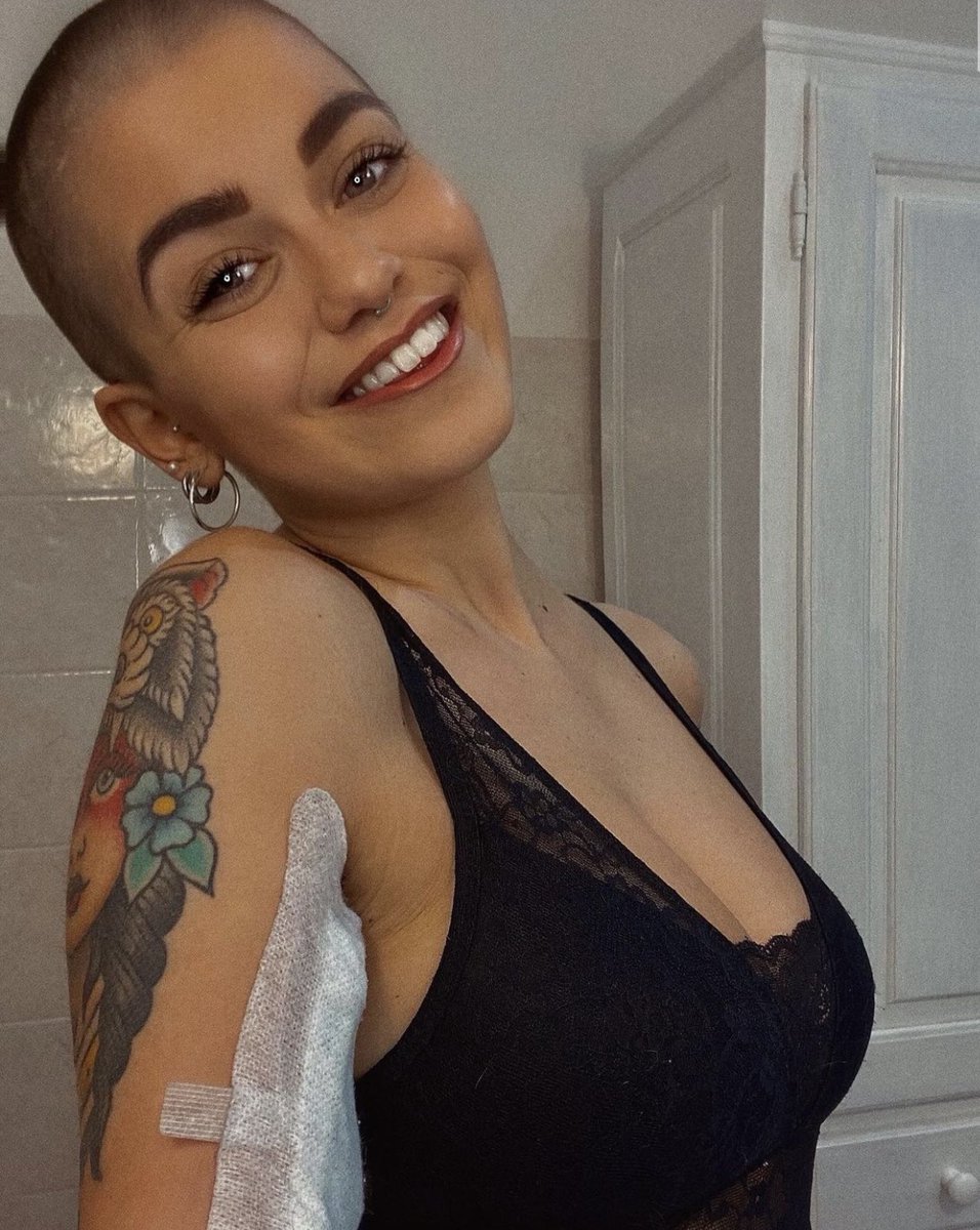Questa meraviglia oggi comincia il secondo ciclo. Avanti così amore mio 💪🏻

#fuckthecancer