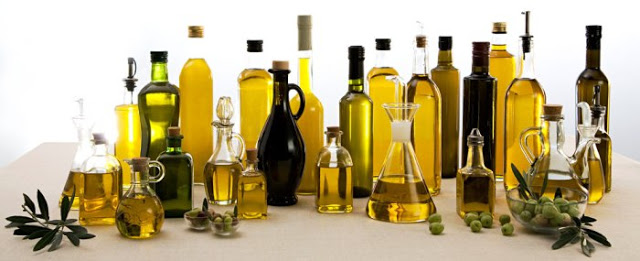 Gourmet_Al's tweet photo. Qué tenemos que saber para elegir nuestro aceite favorito? Tenemos claro qué buscamos cuando nos planteamos tener unos aceites de calidad en casa?  ➡ https://t.co/3XXB5tf5zs via @devinosconalice #AOVE #DO #CulturaGastronómica #AceiteDeOliva https://t.co/QxS9NAPOrF