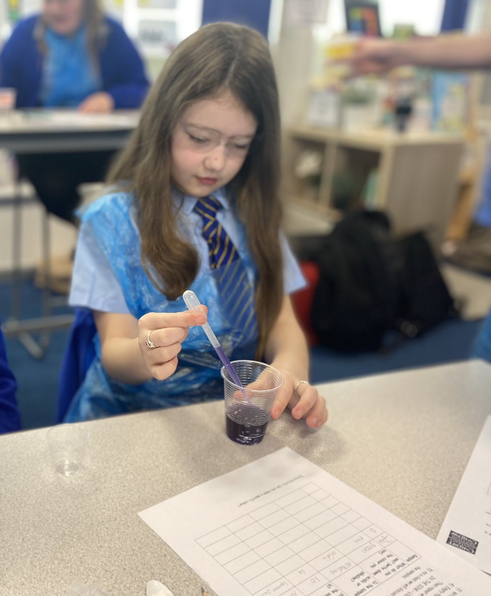MissCahill7's tweet photo. Yesterday Year 6 took part in a Potions workshop! It was great fun turning our classroom into a lab while learning about PH levels, acids and alkalis 🧪 Thank you @firstcampus @cardiffuni @MiltonPrimary17 https://t.co/iijE1OoSTF