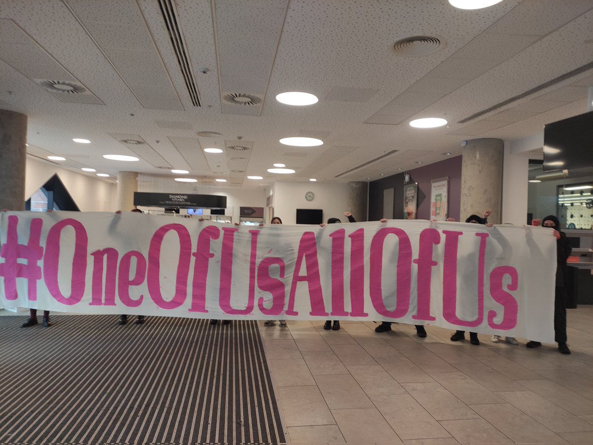 sheffaction's tweet photo. ๐จ WE HAVE OCCUPIED THE DIAMOND!
Four fights, four buildings!
We also currently hold Jessop West, Hicks & the Arts Tower to demand the University:
๐ Supports the UCU's demands
๐ Does not close Archaeology
#OneOfUsAllOfUs
#SaveSheffieldArchaeology https://t.co/UrAXIGjpv8