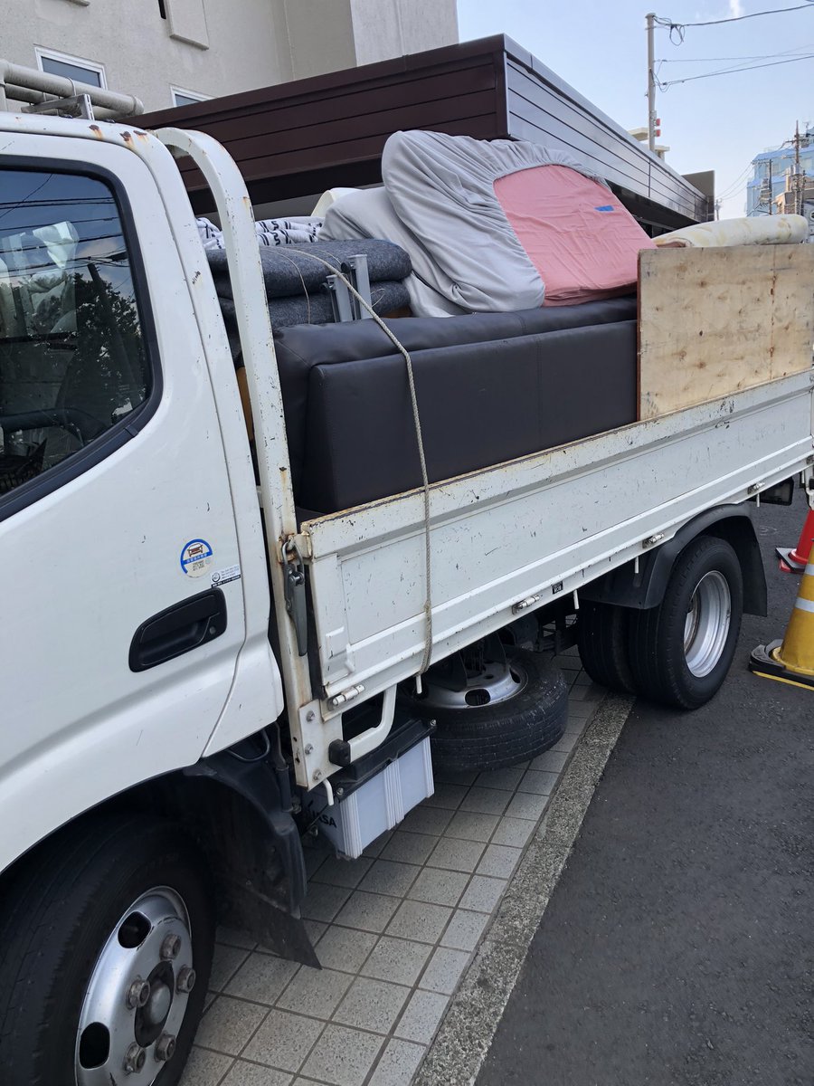 recycle_base's tweet photo. #不用品回収　#引越し　#リサイクルショップ　＃出張買取　#横浜　#中区
中区にて引越しの際の不用品の引き取り依頼でした♪
お荷物大量でしたがご準備いただけて迅速に作業完了できました👍
ありがとうございました😊 https://t.co/WMCGot6QIP