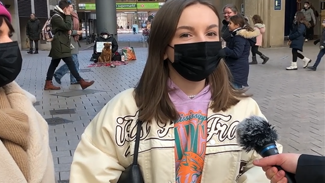 Studienkreis_BO's tweet photo. Unser Studienkreis-Reporter wollte von Schülerinnen, Schülern und ihren Eltern wissen, ob Schulen und Politik genug tun, damit Kinder und Jugendliche #Lernrückstände bald aufholen können. #lernlücken  #aufholprogramm https://t.co/qirXNFSmlx https://t.co/8OOkvlAbUd
