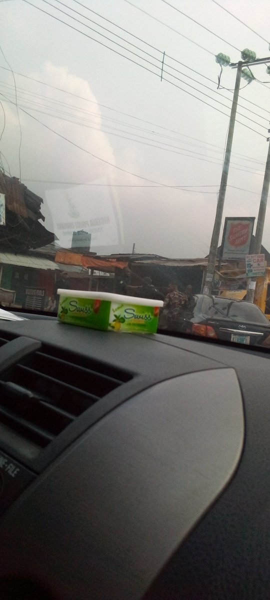 EKO9jaTV's tweet photo. Alerts:
Police at Mgbuchi Rukpokwu harassing a young guy inside a black Toyota car.
#PHAlert
#Phcity
#Endsars https://t.co/LF6ddf6dgv