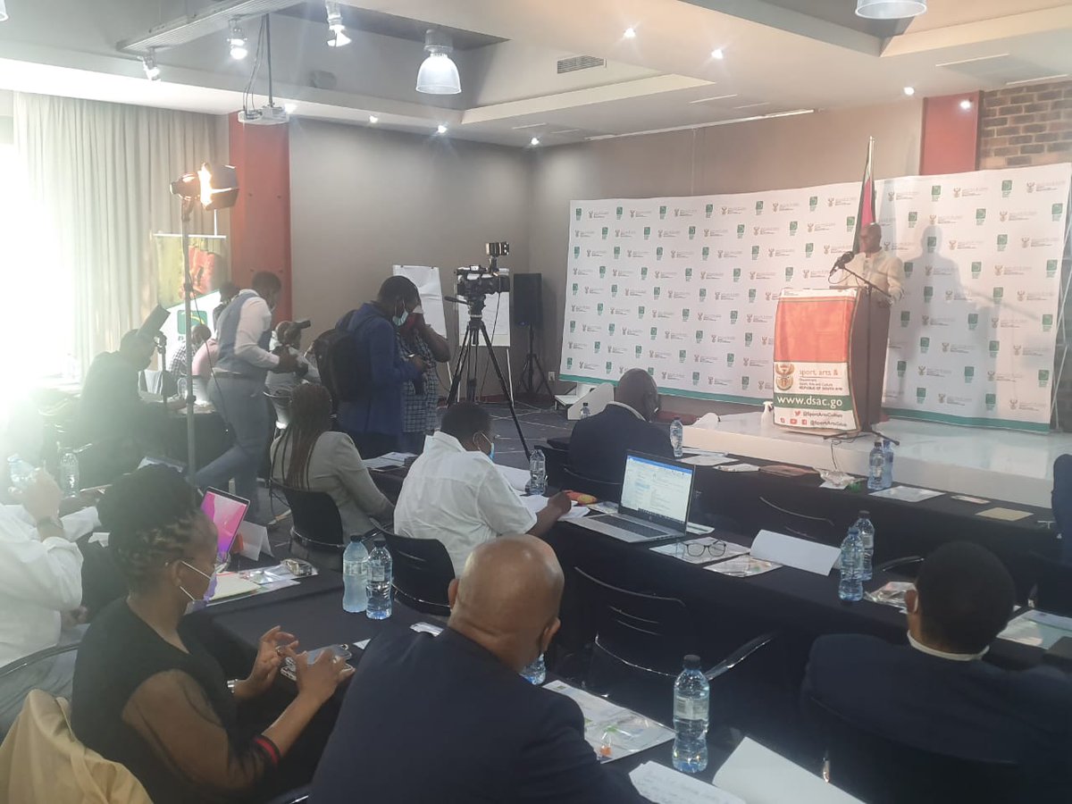 #SABoxingStrategicWorkshop We need to address issues of amature boxing & ensure that we have representation in international boxing competition. We need to deal with the utilisation of enhancement substances & ensure eradication of such utilisation, stated Min @NathiMthethwaSA