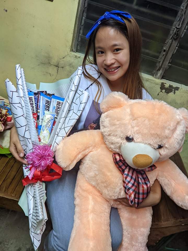 Dreideguzman19's tweet photo. Happy valentine's! Sorry late nako nakapag upload dito sa tweeter! ✨❤️ I love you so much!!! https://t.co/YWem5KY6uM