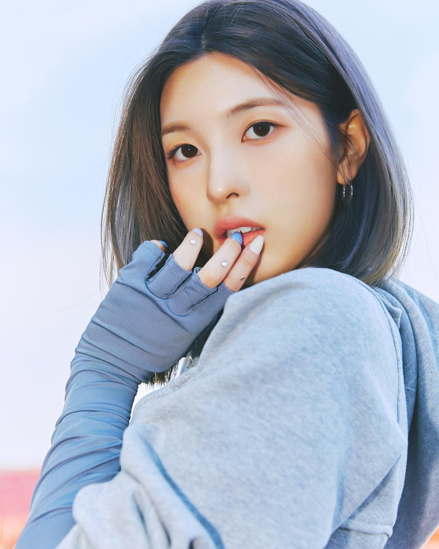 NMIXX MP3 BAE ベイ Listen to NMIXX's Bae cover songs by Hyukoh, 2NE1 and more