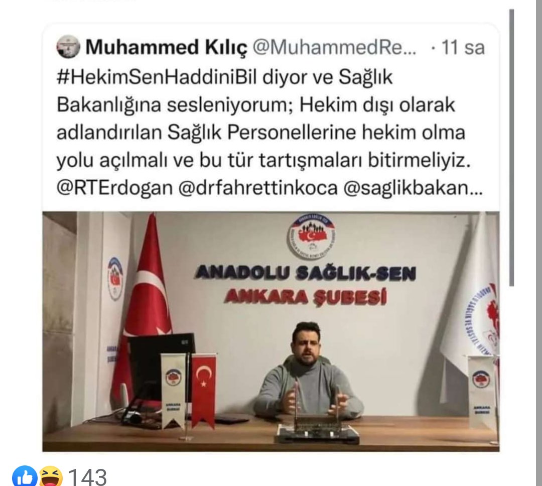 FotoHaber - Çalışma şartlarının ve maaşlarının düzeltilmesi için iş bırakma eylemi yapan hekimler uyarıyor: ''Bu zeka seviyesi tarafından tedavi edilmek istemiyorsanız bize destek verin...'' #HekimlerNedenEylemde  zaytung.com/fotohaberdetay…