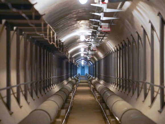 коллектора 2022. коммуникационный коллектор. кабельный коллектор москоллектор. кабельные коллекторы москвы. кабельный коллектор метрополитена.