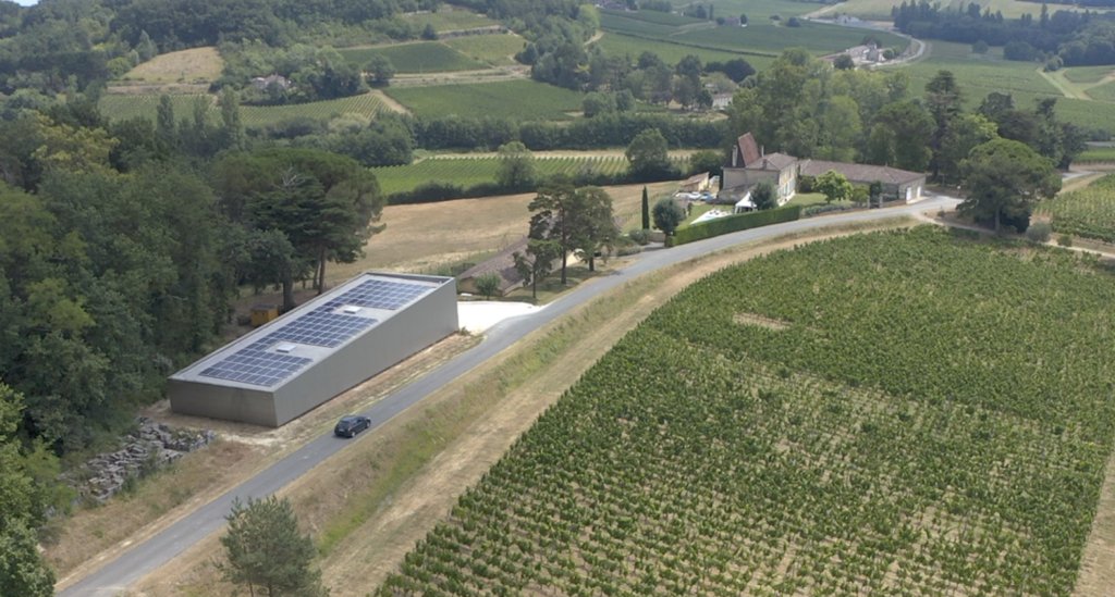Château Poupille choisit l'autoconsommation avec stockage - Le d... clesdelatransition.org/entreprises/ch… <a href="/SOLARWATTFrance/">SOLARWATT FRANCE</a>