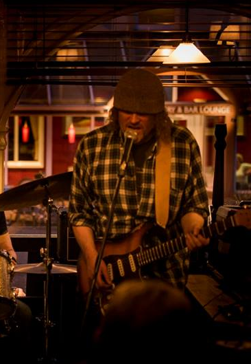 cumbriamagpies's tweet photo. Wow! that was a great night jamming at the Derby Arms #Witherslack even with a power cut we played on acoustically. Thanks to John Bowie of Bowie, Beak and Powney, Mike Turnbull & The Safe Kings, Steve T Hat, Cosmic Dave, Diana Denney & The RIDE.
What a line up & what a night!🙂 https://t.co/k7a48E8Odl
