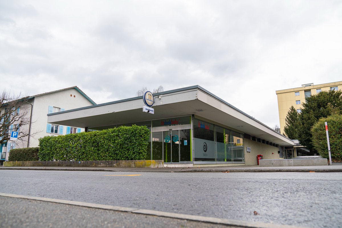 StadtThun's tweet photo. Für den geplanten Wohnungsneubau an der Pestalozzistrasse 95 bedarf es einer Zonenplanänderung und einer neuen Überbauungsordnung. Die Vorprüfung durch den Kanton fiel positiv aus. Ab dem 18. Februar folgt die öffentliche Auflage. #Thun

Mehr zum Thema: https://t.co/3EDZxbrWzl https://t.co/9VjUa89BVP