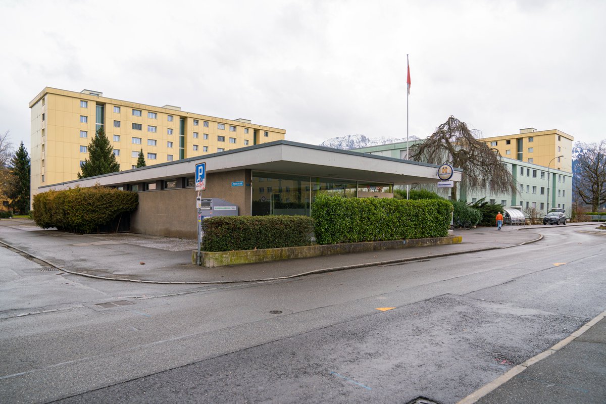 StadtThun's tweet photo. Für den geplanten Wohnungsneubau an der Pestalozzistrasse 95 bedarf es einer Zonenplanänderung und einer neuen Überbauungsordnung. Die Vorprüfung durch den Kanton fiel positiv aus. Ab dem 18. Februar folgt die öffentliche Auflage. #Thun

Mehr zum Thema: https://t.co/3EDZxbrWzl https://t.co/9VjUa89BVP