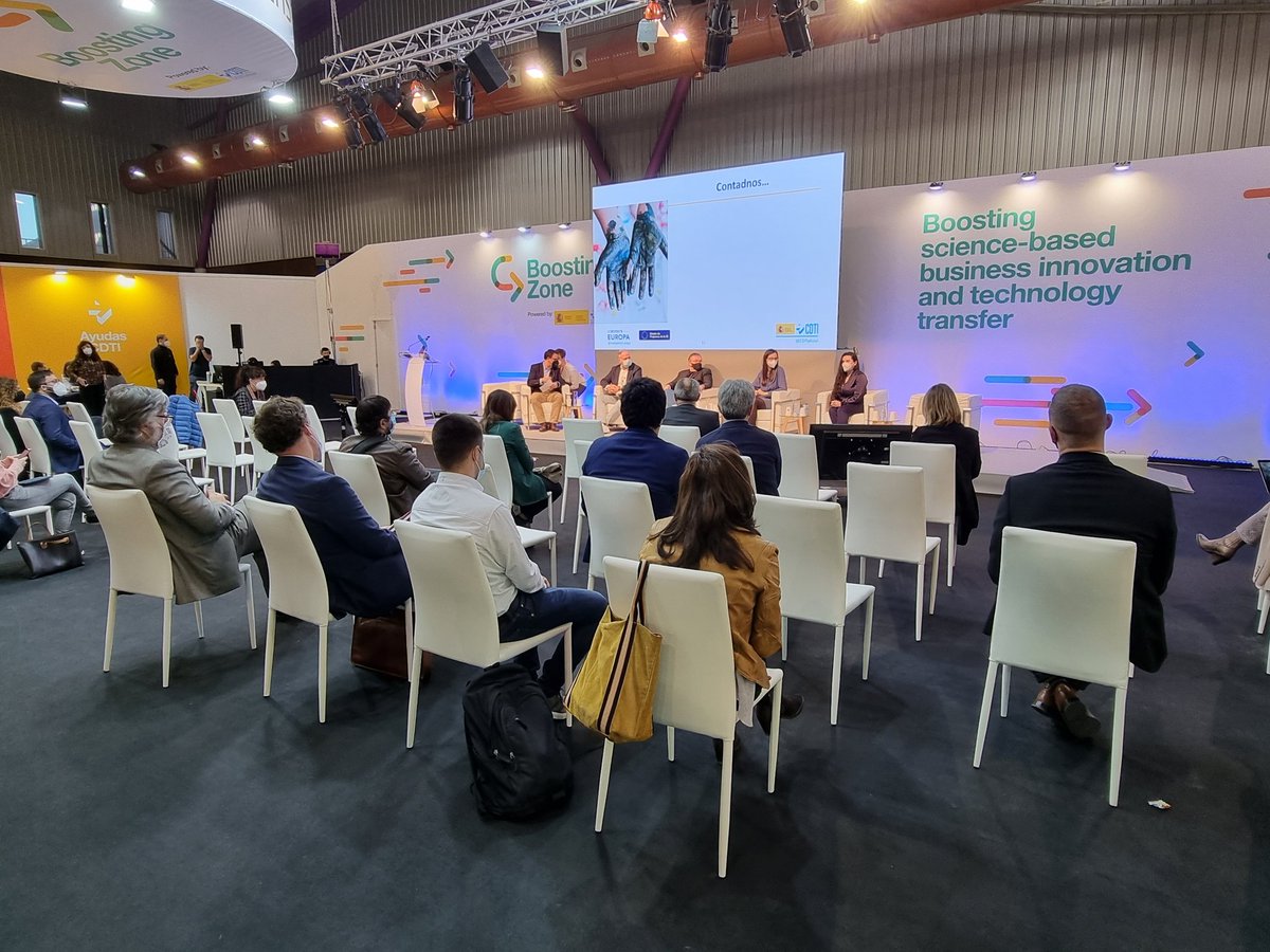 ForoTransfiere's tweet photo. 🚀 #BoostingZone de #Transfiere2022 👉 "Taller: Cómo acceder a la financiación internacional para PYMES innovadoras en el ámbito del EIC Accelerator (generación de tecnología y escalado al mercado)" | Con @CDTIoficial, @MultiverseQC y @bound4blue | @CienciaGob https://t.co/hTBfwbs13Z