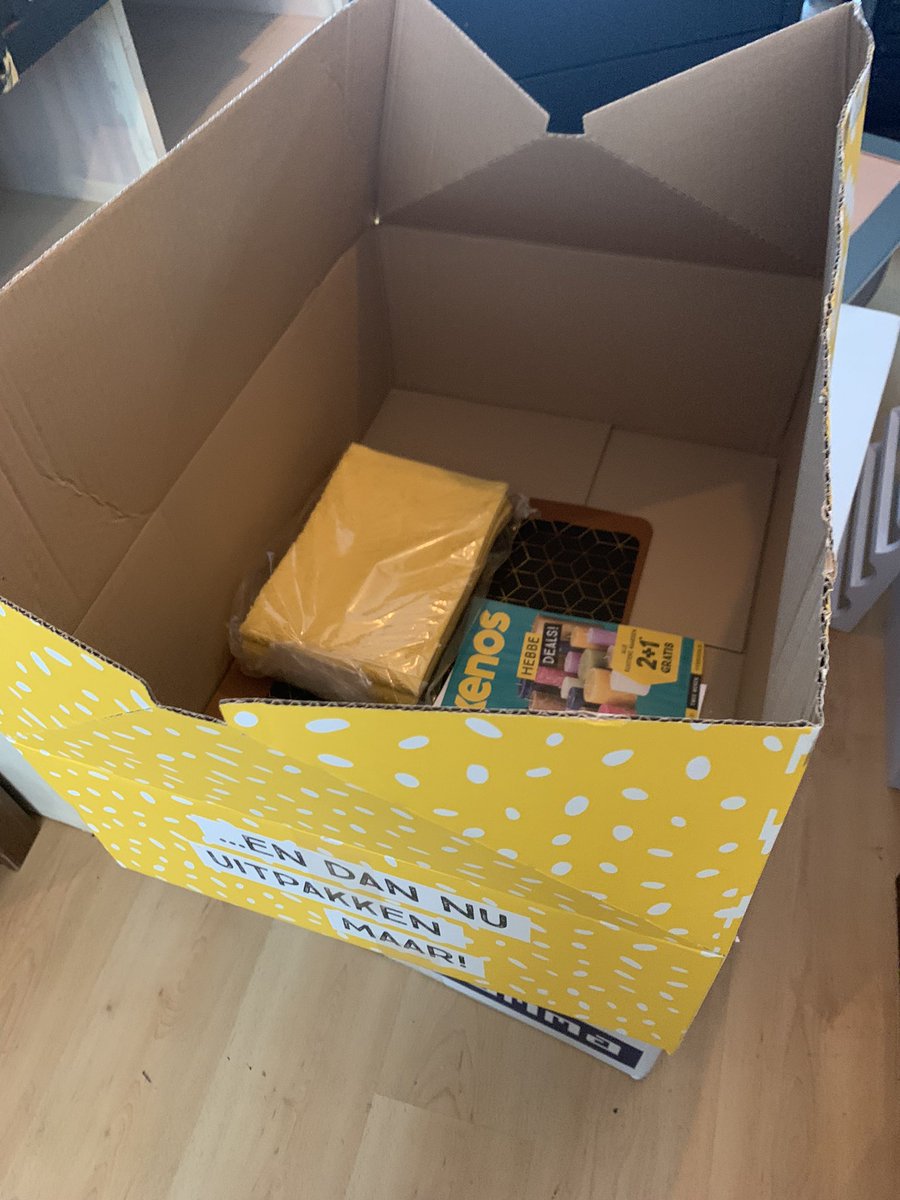 Doos 2, ik weet niet hoor, wat gaat er mis 🤔🤔#beetjegrootvoorzoweiniginhoud