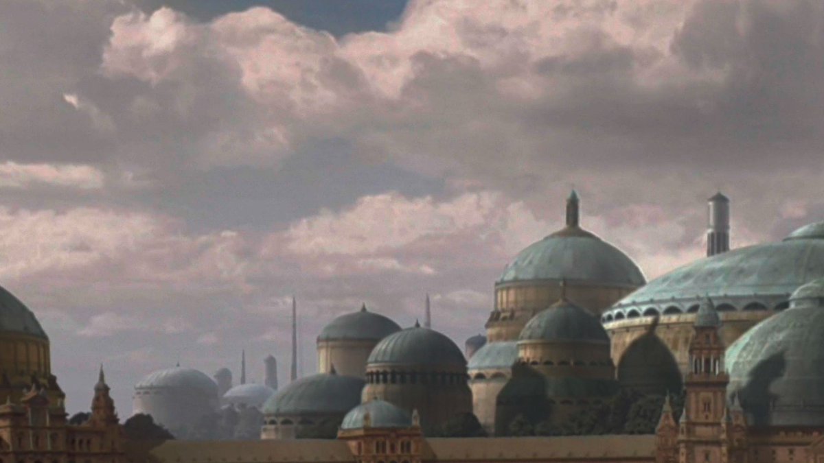 StarWarsUK's tweet photo. Let’s all head to Naboo for a long weekend. https://t.co/j6MYDu1Gpk