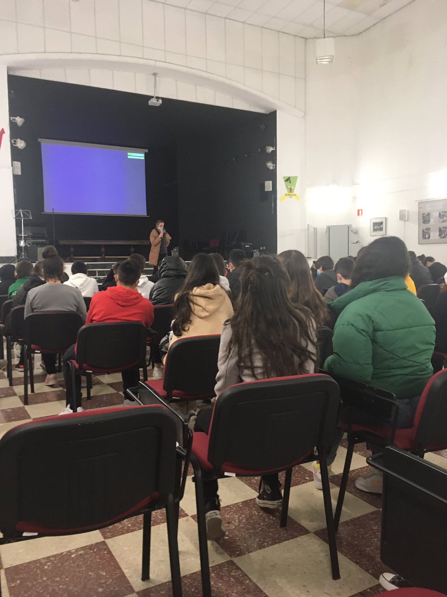 IES Isaac Newton tweet media