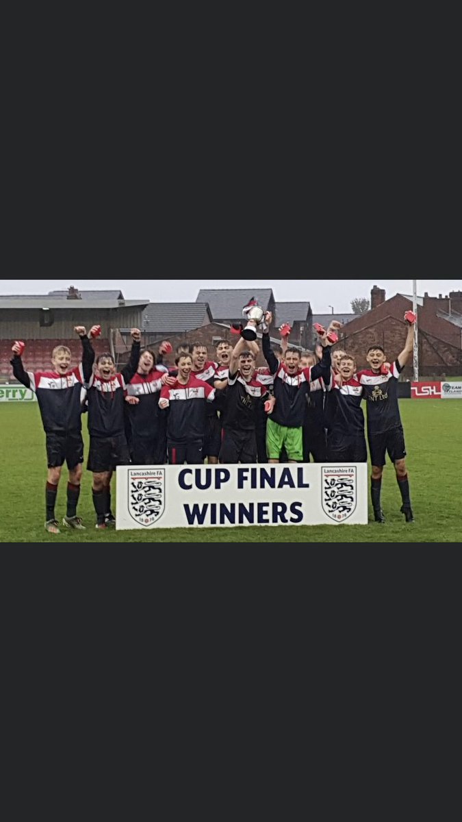 Gutted to be handing this bad boy back to the <a href="/LancashireFA/">Lancashire FA</a> what a great day that was , good luck to <a href="/siwoody72/">Woody</a> and the lads hopefully you can go one better this time around