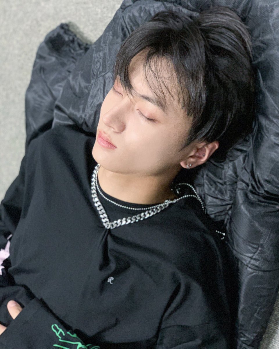 triplejpics's tweet photo. #jay still look so pretty while sleeping https://t.co/zvg1jBS54n