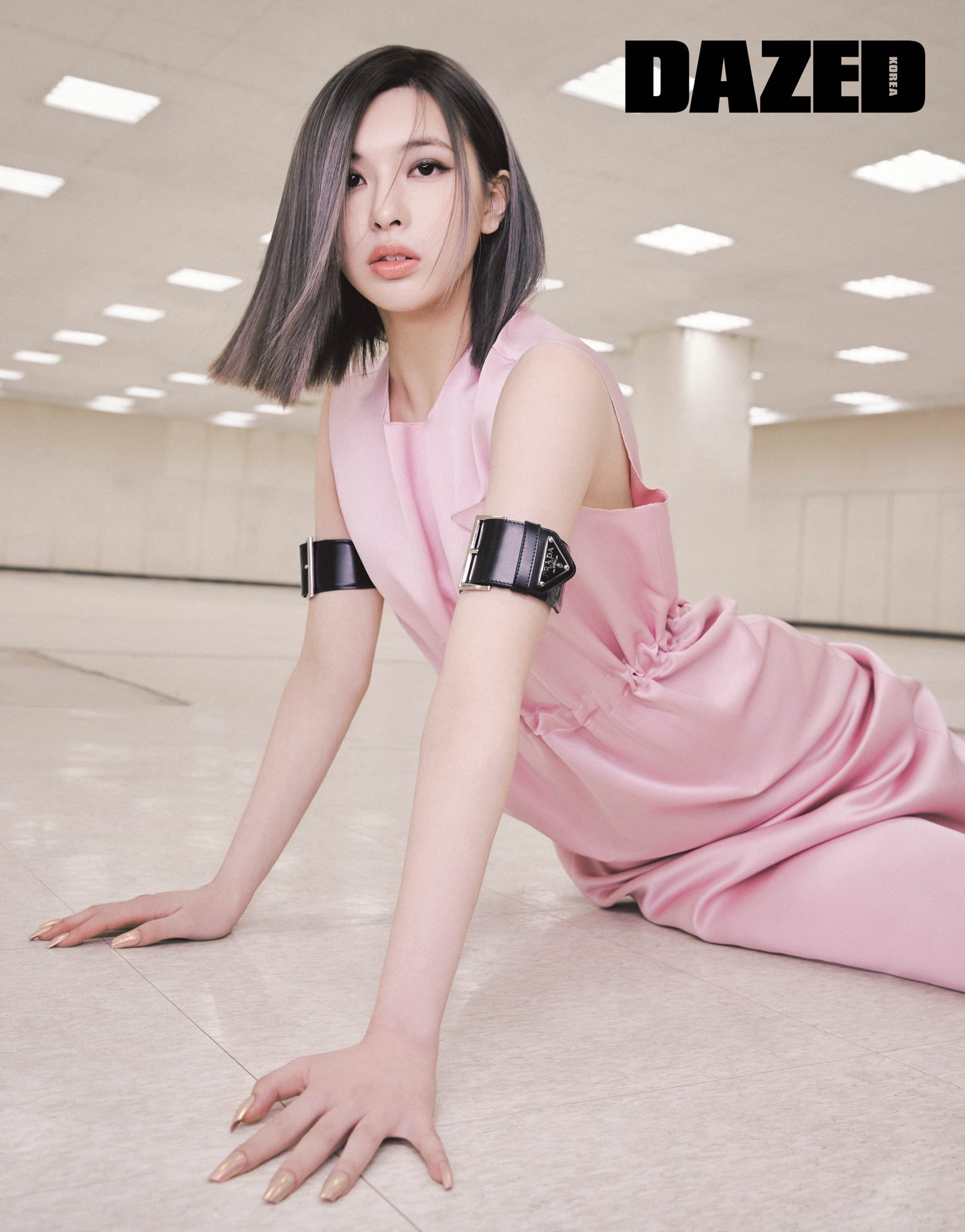 FLymr9aacAMwrh3?format=jpg&name=large