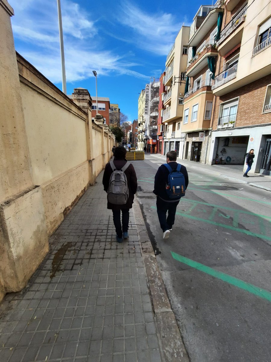 sindicaturabcn's tweet photo. ✅ Comencem la segona visita 'A peu de carrer'.
➡️ Avui, torn pel barri del Baix Guinardó escoltant els reclams i les propostes del veïnat i el seu moviment associatiu.
#Apeudecarrer
#MilloremBCN https://t.co/Dfj89ZpLMQ