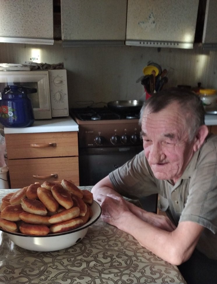 Соцработники ОСОН м.р.Елховский присоединились к празднованию Всемирного дня спонтанного проявления доброты и оказали получателям социальных услуг социально-бытовые слуги в рамках добровольческой акции.  cso44.ru/news/3160/