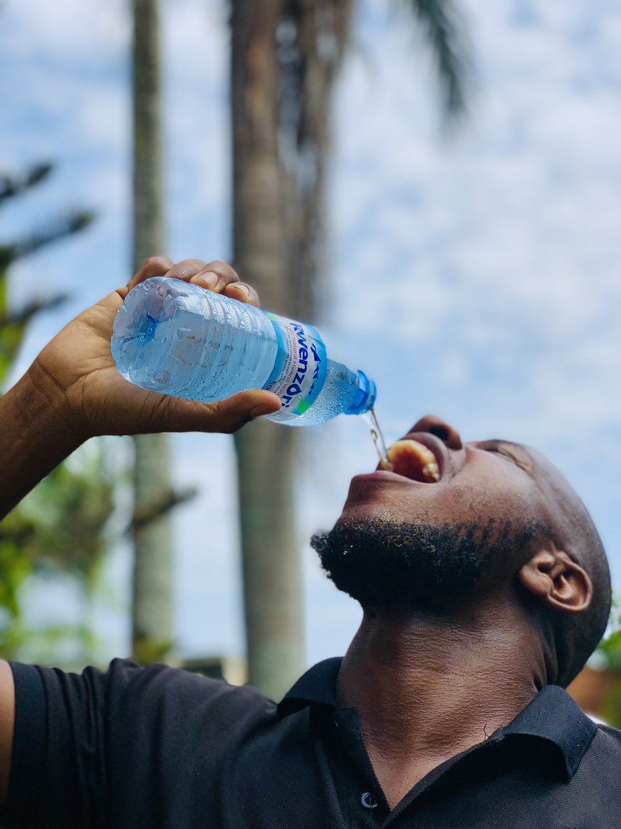 JosephElshaddai's tweet photo. Your body loses electrolytes and plasma when itโs dehydrated.
Thatโs why you need to hydrate with @RwenzoriUg ๐ฆ
#HydrateUG #NaturallyUG https://t.co/jUy5KbQEP7
