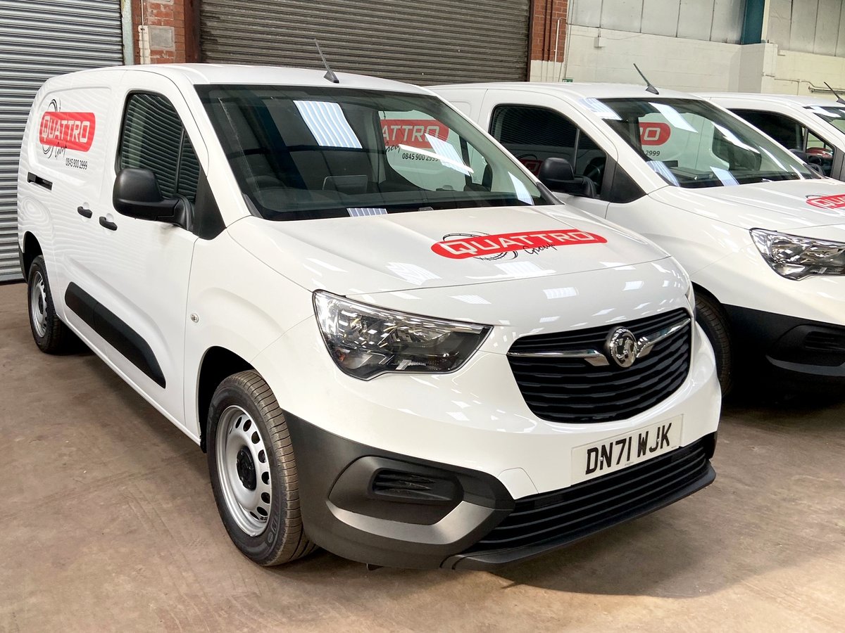 MediafleetLtd's tweet photo. It's new van day for @Quattro_Plant at their #Cwmbran site.
The #Qarmy are taking delivery of new vehicles across the country, all branded by Mediafleet.
#deliveryday #newfleet #brandingspecialists #relfective #vinyl #nationwide #infrastructure #marketsector #transport https://t.co/OOjLpvMNT0