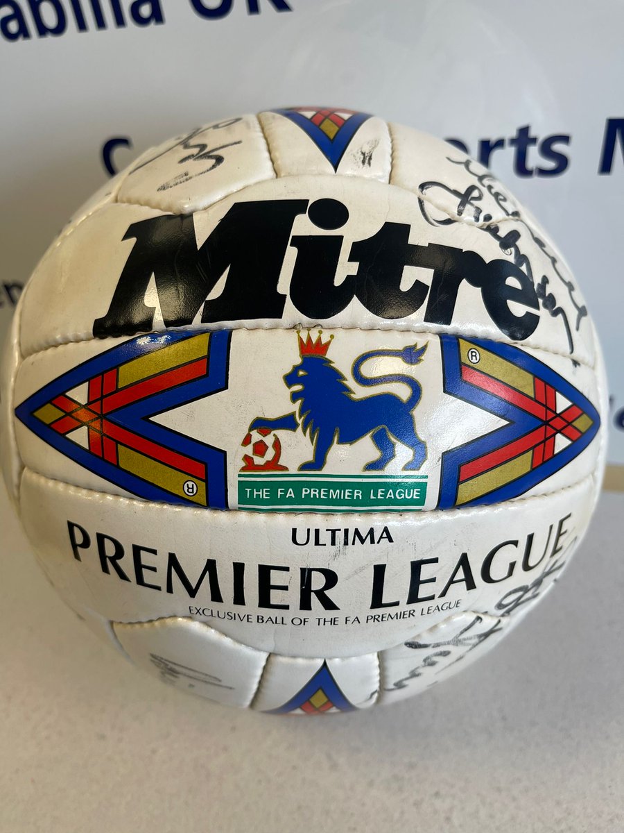 csm_uk1's tweet image. Many items going live tonight on our eBay auction site, including this gem from the mid 90's signed by #BCFC players and the one and only Barry Fry!

Great condition #Mitre #SignedBall #MitreUltima