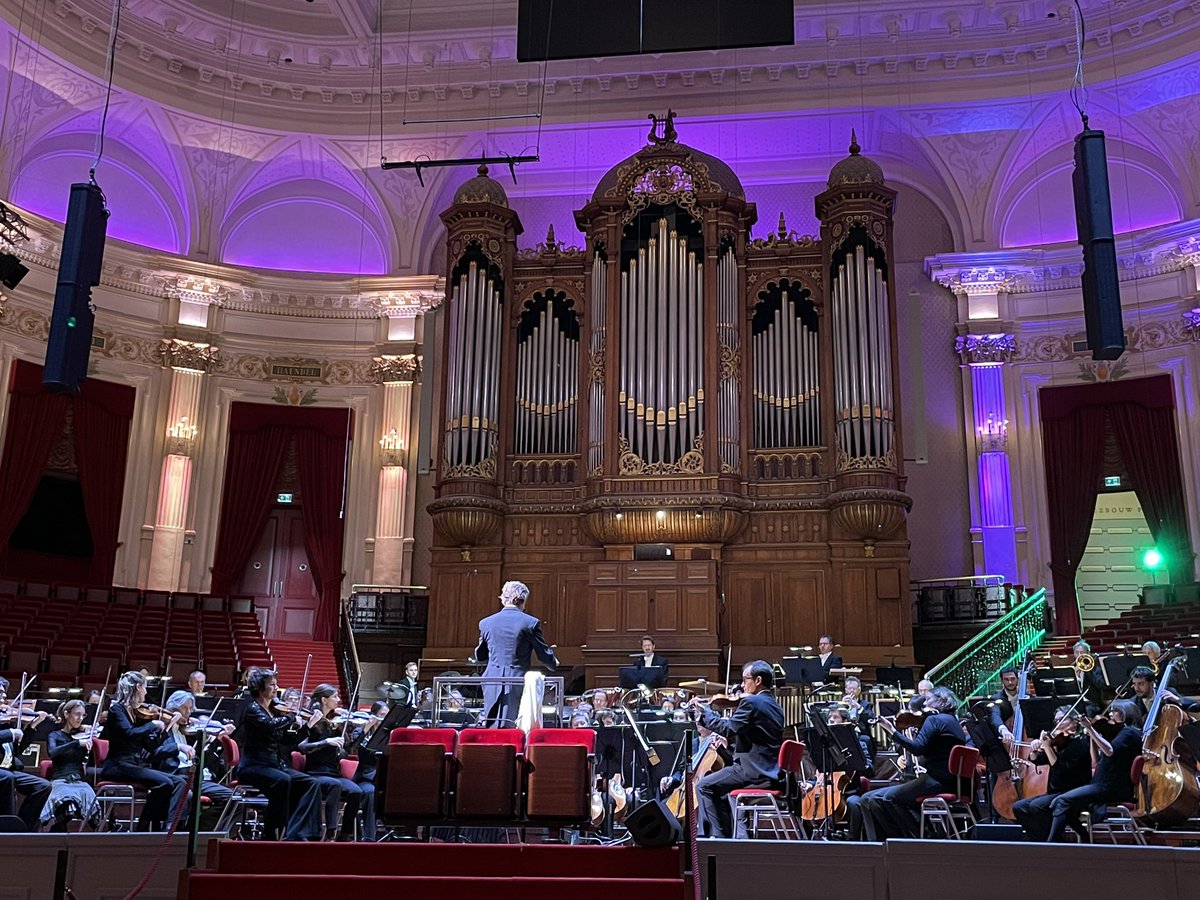 Blij dat het eindelijk weer mag <a href="/Concertgebouw/">Het Concertgebouw</a> met de groepen 5 &amp; 6!!!