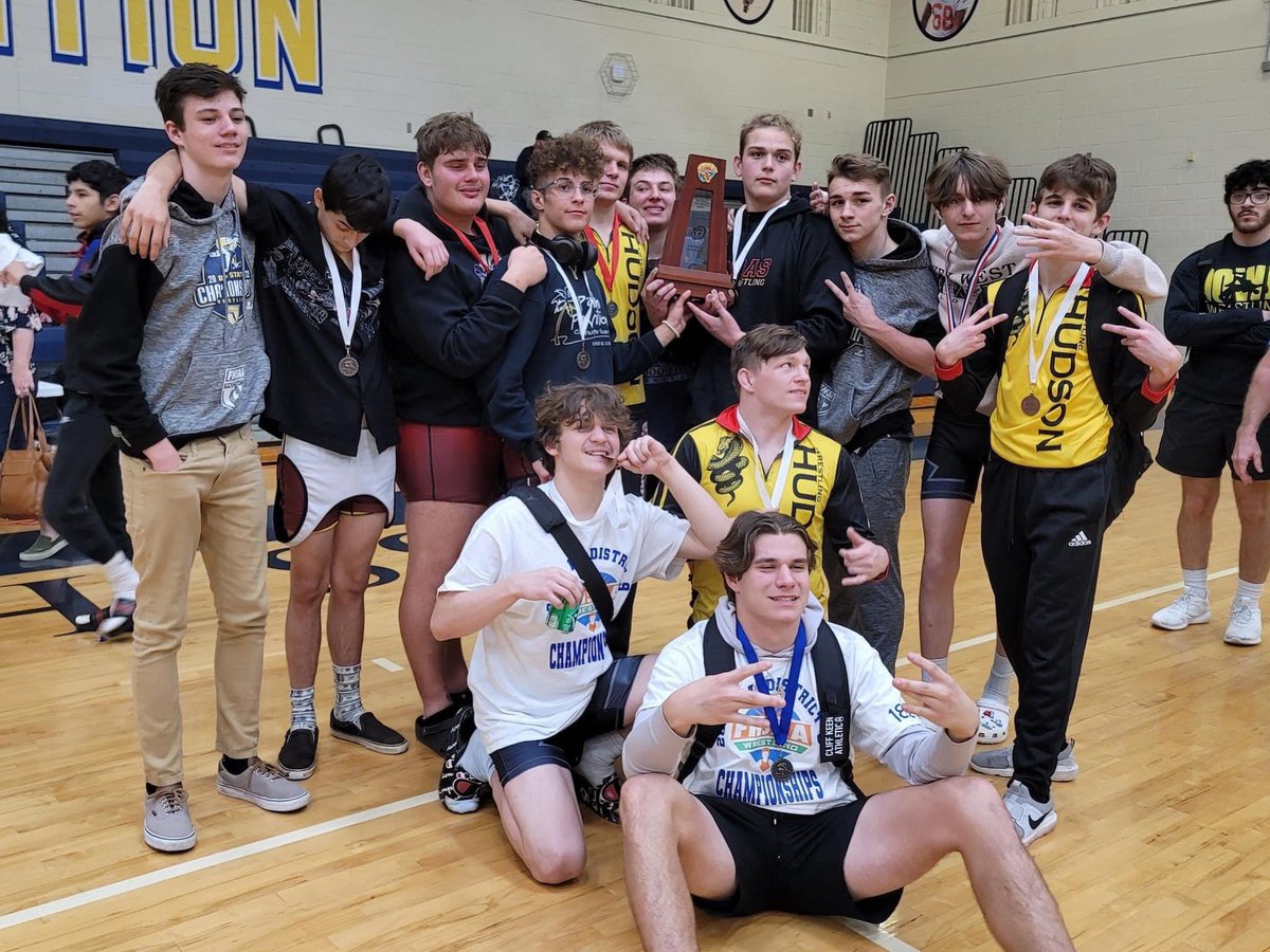 Way to go, Cobra Wrestling! District champs!! <a href="/CobrasWrestling/">HHS Cobras Wrestling</a> <a href="/CoachRBurgos/">Rob Burgos</a> <a href="/uribes_billy/">Billy Uribes</a> #ThisIsHome #CobraPride