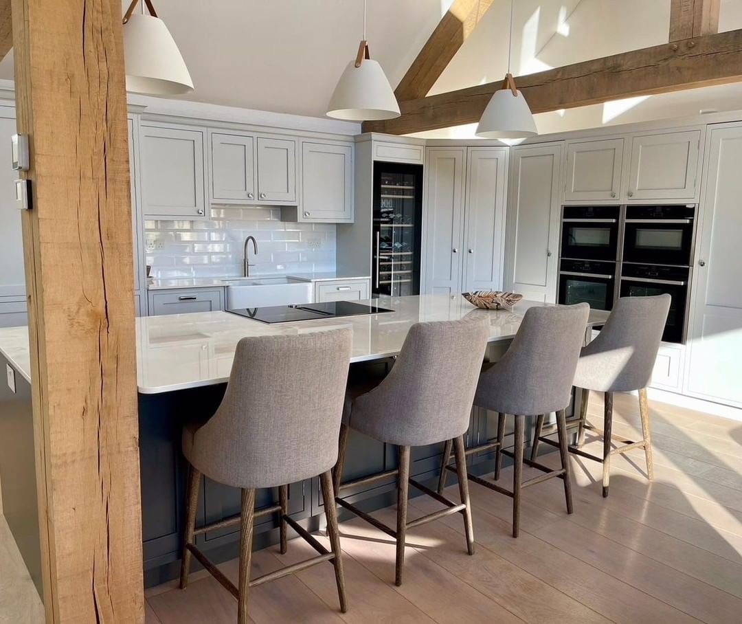 1810co's tweet photo. Wow🔥👏
Amazing @duchydesigns installation featuring our Argilla Fireclay Belfast sink!

#1810company #Taps #Sinks #Kitchen #KitchenInspiration #KitchenDesign #KitchenInspo #InteriorDesign #Innovation #KitchenIdeas #HomeDecor #HomeInspiration #HomeDesign #DreamKitchen https://t.co/oI7DHePofH