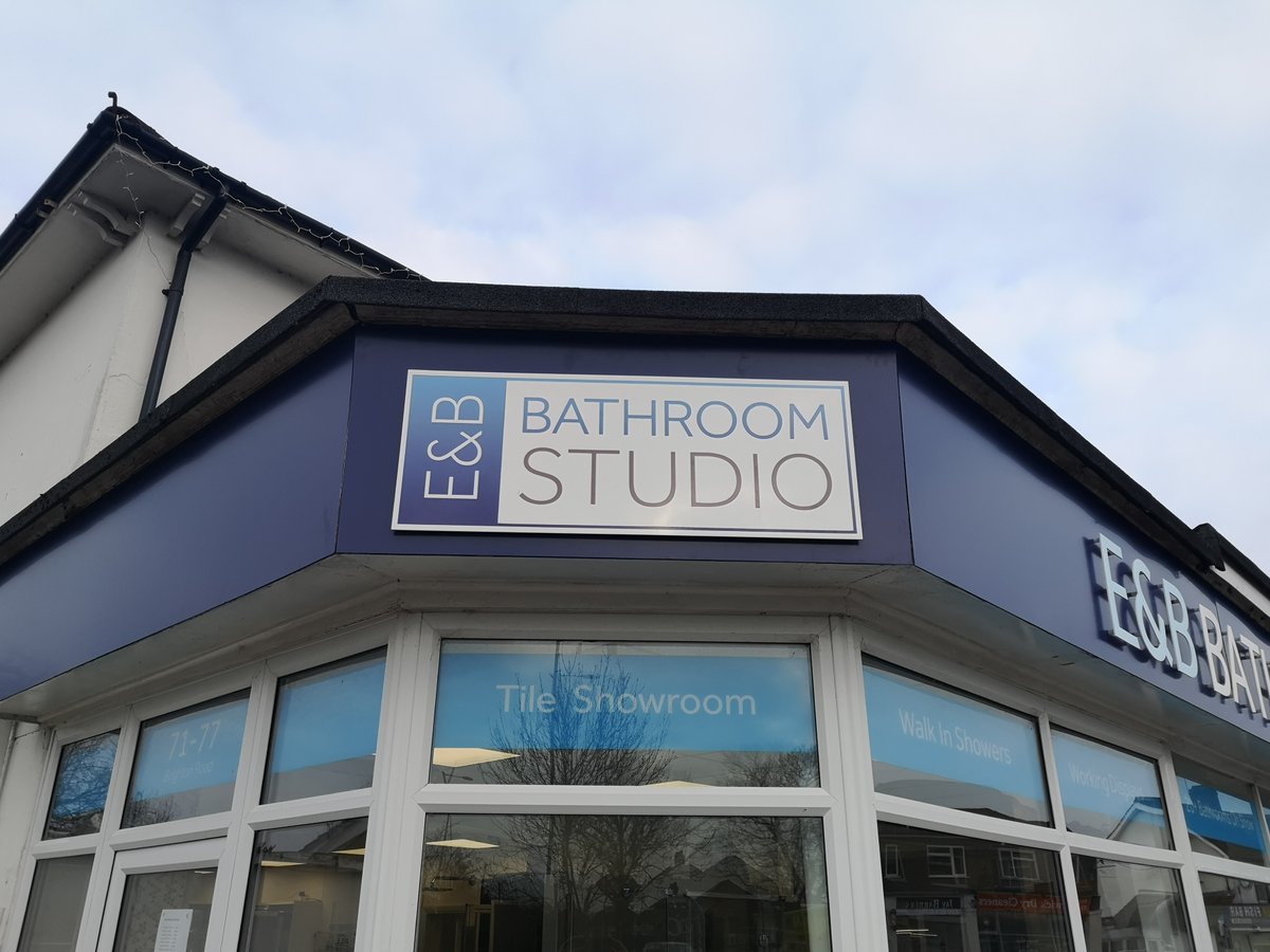 G_Print's tweet image. Shopfront for E&amp;amp;B Bathroom Studio Horley,
We fitted a new facia to the shopfront and flat cut acrylic letters studded off. for more info on E&amp;amp;B Bathroom Studio go to ebbathroomstudio.co.uk for more info on shop signs go to g-print.co.uk/portfolio/shop… #shopfrontsignage #shopsigns