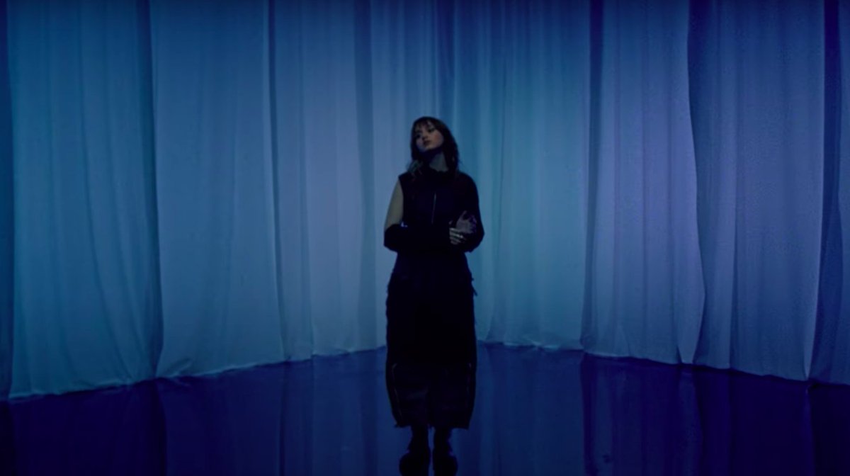 Apprendre et accepter ses erreurs du passé pour mieux avancer : <a href="/tessaae_/">tessa axon</a> dévoile la magie du clip de "sans rancune".

"Je suis parti, j'ai pris le large, qu'il pleuve ou qu'il vente, plus rien ne me dérange"

🔷 genius.com/Tess-fra-sans-…