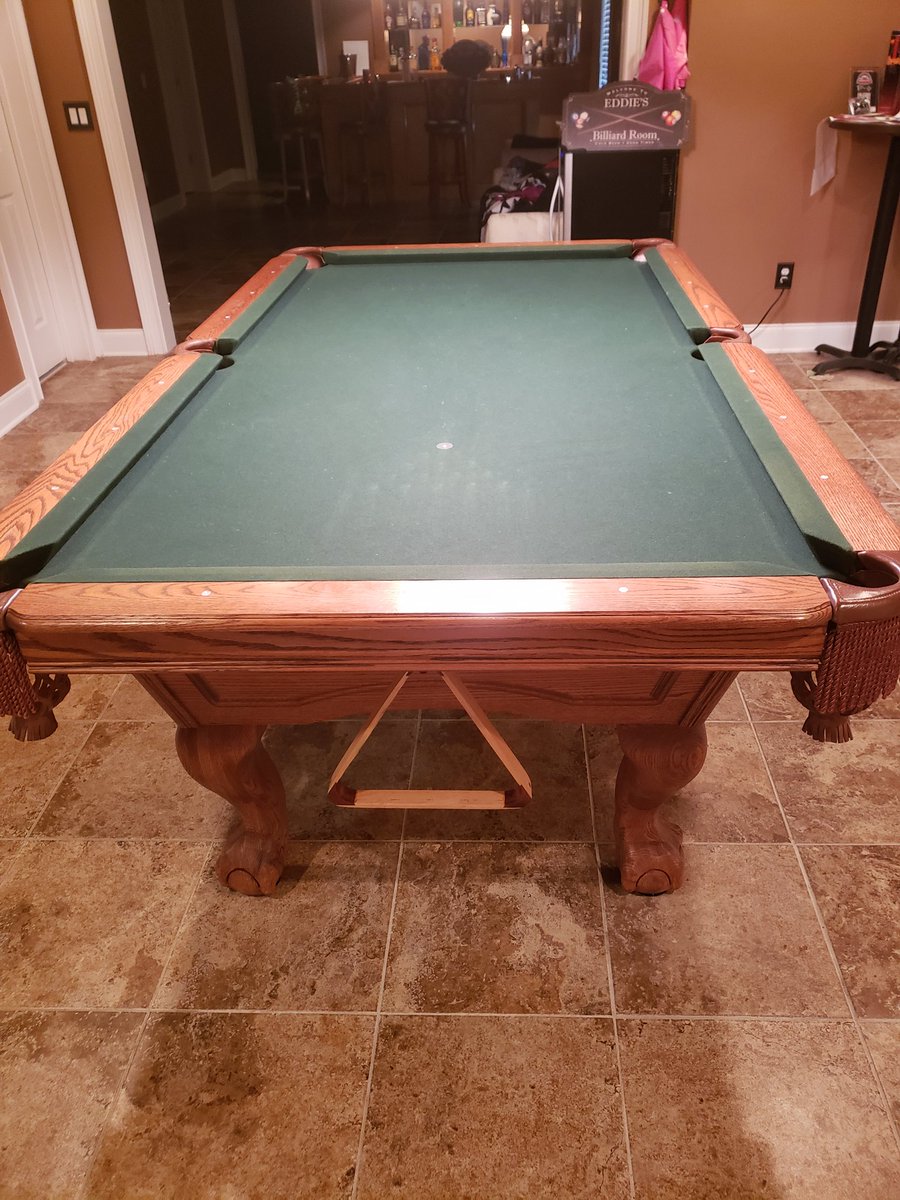 ProBilliards1's tweet photo. How it started.               How it ended. 
The Burgundy felt looks so much better. 

#ThePoolTableGuy 🎱 https://t.co/awOcYzcCY6