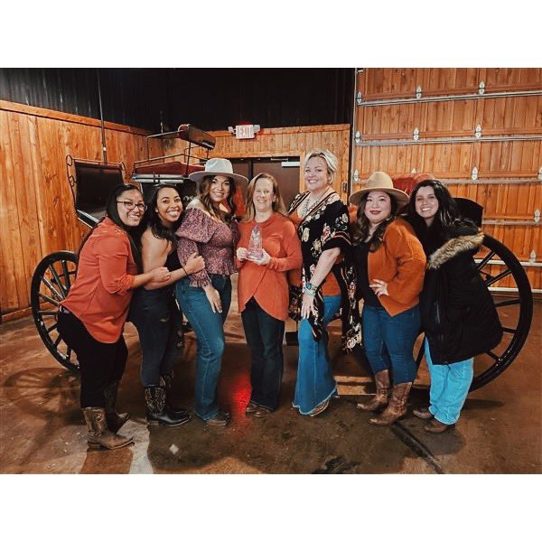 GP911Comm's tweet image. Emergency Communications was honored with Unit of the Year Award at GPPD’s awards banquet! We faced many challenges in 2021–including staff shortages, COVID, and crazy weather days—but our team showed up as their best selves to continue the important work we do. 💛📞 #iam911