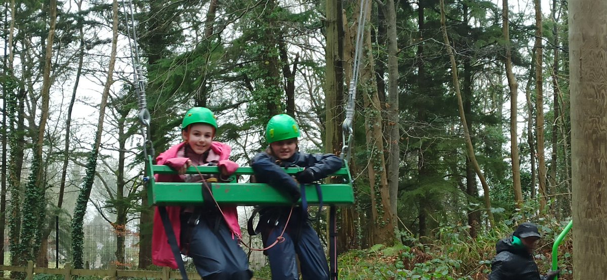 AshKnotty's tweet photo. Group 6 having fun on #3GSwing and #Fencing https://t.co/6gPgo8OE0h