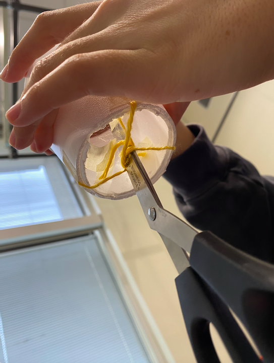 CastellaMs's tweet image. Today in @DrPangansclass we learned about space exploration, created a Robot End Effector, and created an Oreo display of the waxing and waning moon phases! #COEBlockA