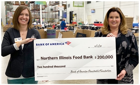 ILfoodbank's tweet photo. Thanks to @BankofAmerica for giving $200K to help us fight hunger in our community. This generous gift is a result of the employee booster shot initiative, which donated $100 for each employee who recorded their vaccine/booster in Jan. 

#Boost4Food https://t.co/vHl2e6Q85V