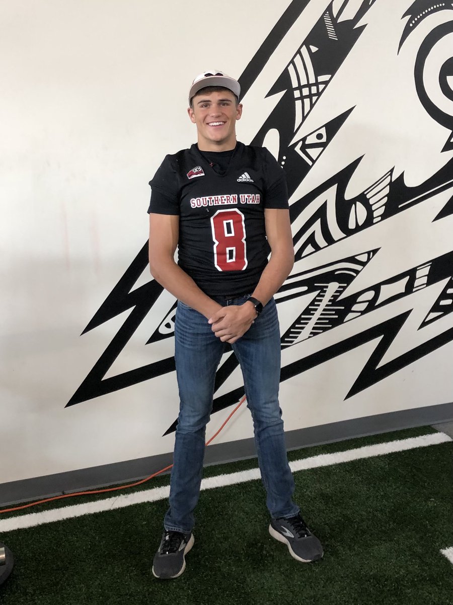 I’d like to thank <a href="/CoachHuntSUU/">Ryan Hunt</a> and <a href="/SUUFB_/">Southern Utah Football</a> for an offer to play at the next level!!!