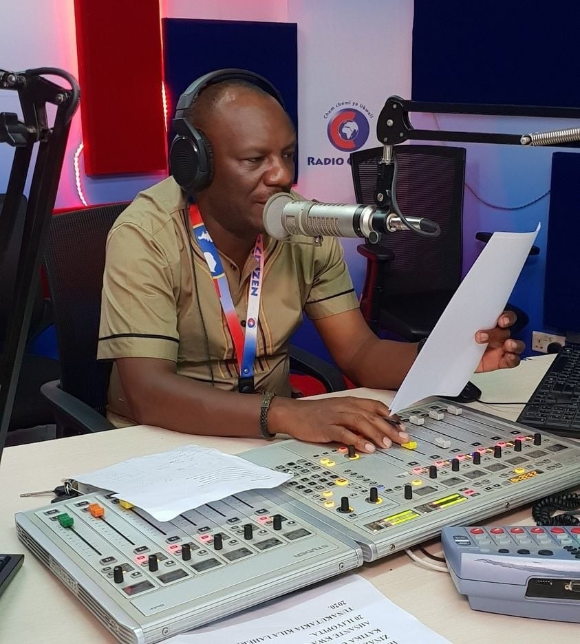 U hali gani? Baada ya pilka pilka za siku nzima karibu kwenye show ya #GoodEveningKenya na JK Kamau Munyua <a href="/nyambega_jared/">Jared Nyambega Ekwinini</a> TBT Edition uburudishwe na kuelimishwa. 
8PM-12M.
#GoodEveningKenya
#RadioNumberOne