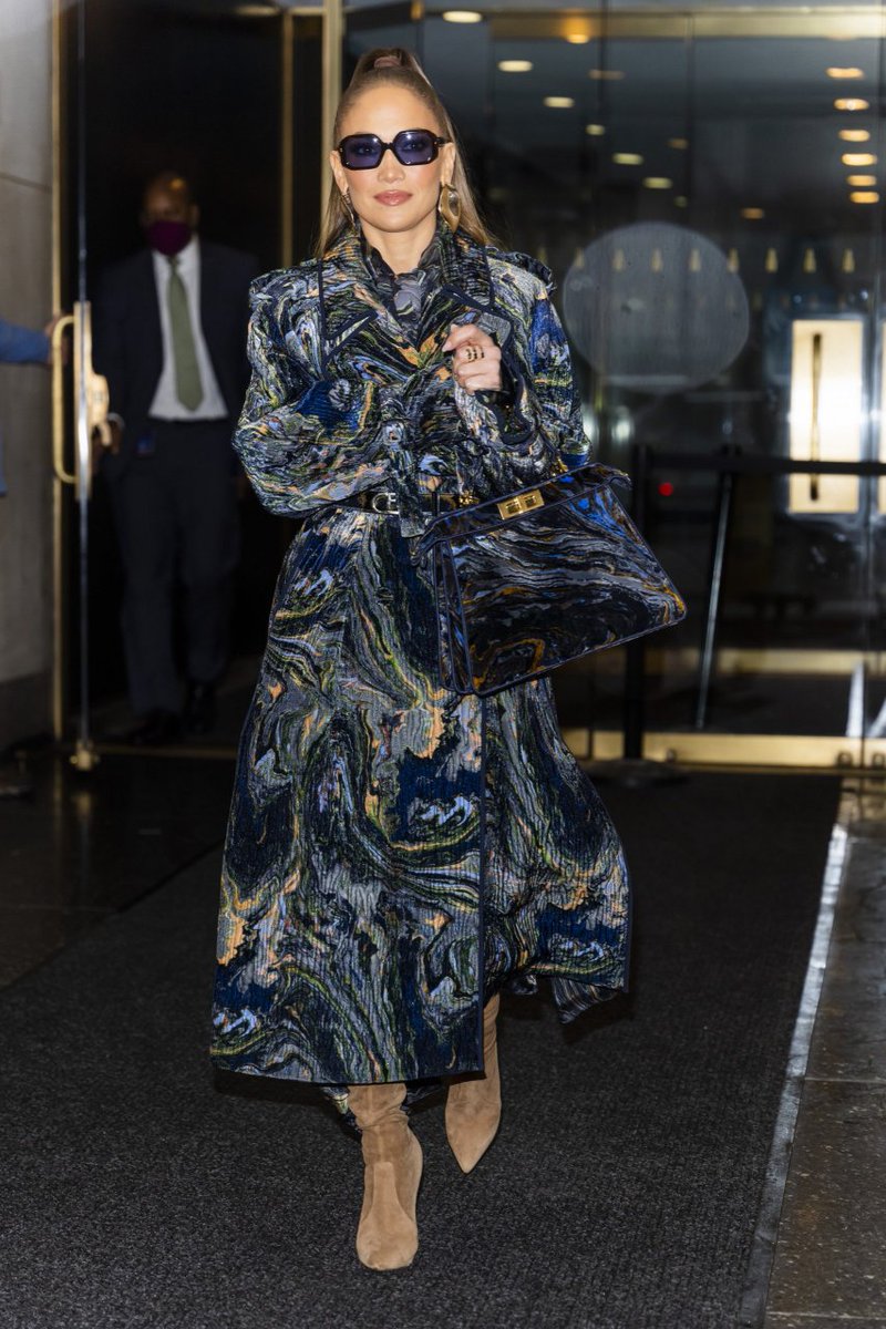 Fashion Times tweet media