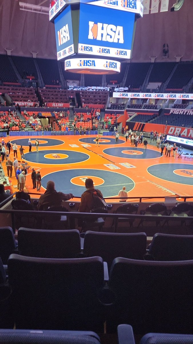 BagoWrestle's tweet photo. Weigh ins https://t.co/VE8SeTXQ5l