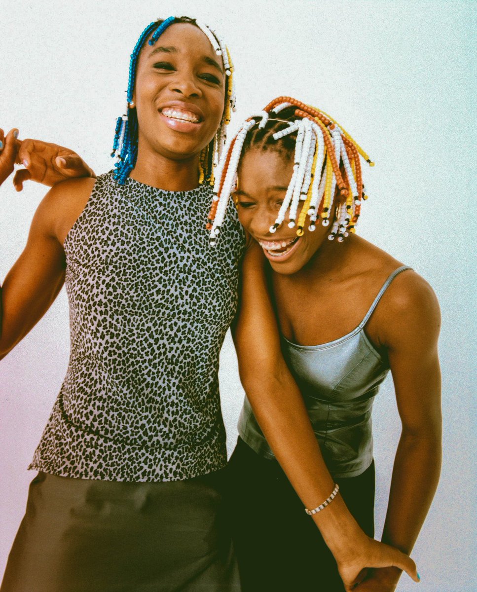 Venus &amp; Serena Williams Back In 1998