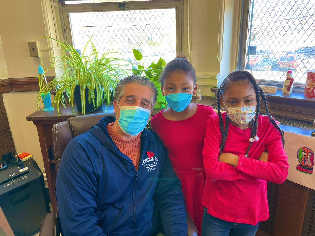 Sending Kindness from School 21 to you! 🌞😀🌞<a href="/YonkersSchools/">Yonkers Public Schools</a> <a href="/CityofYonkers/">cityofyonkers</a> <a href="/RcollinsJudon/">RoseAnne Collins-Judon</a> <a href="/mariaAmeyer03/">Maria Angélica Asilis Meyer (she/her/hers/ella)</a> <a href="/YonkersCPTA/">YCPTA</a> <a href="/yft860/">Yonkers Federation Of Teachers</a> <a href="/SuptQuezada/">Dr. Edwin M. Quezada</a> <a href="/YPSchool21/">YPS School21</a> <a href="/News12WC/">News12WC</a> @YonkersMBK <a href="/YonkersSEPTA/">Yonkers Special Education PTA</a> <a href="/YPScommunity/">Yonkers Community Schools</a>