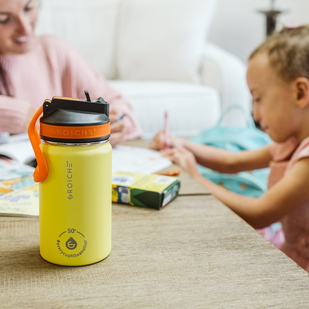 GroscheInc's tweet photo. Kid tested, parent approved! 👍
This kids bottle is both BPA and lead-free plus durable and reusable. Make it even more fun by personalizing it with a name or a much loved phrase. What's not to love?
#KidsBottle #KidTested #KidTestedParentApproved https://t.co/Li6PPZ5tQ6